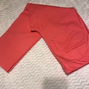 Talbots Size 12 Coral Cropped Pants